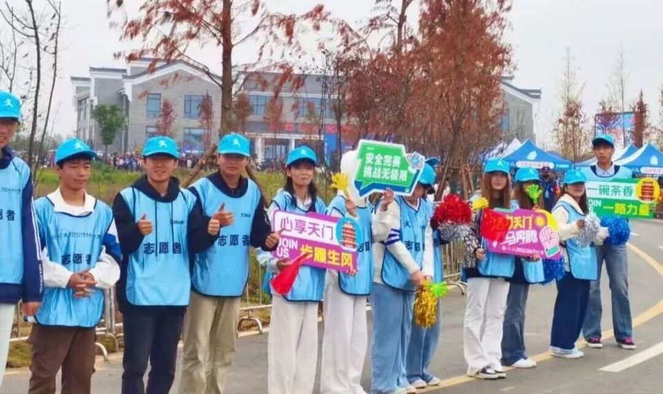 每一次递接, 昂扬的风貌 每一次递接, 昂扬的风貌