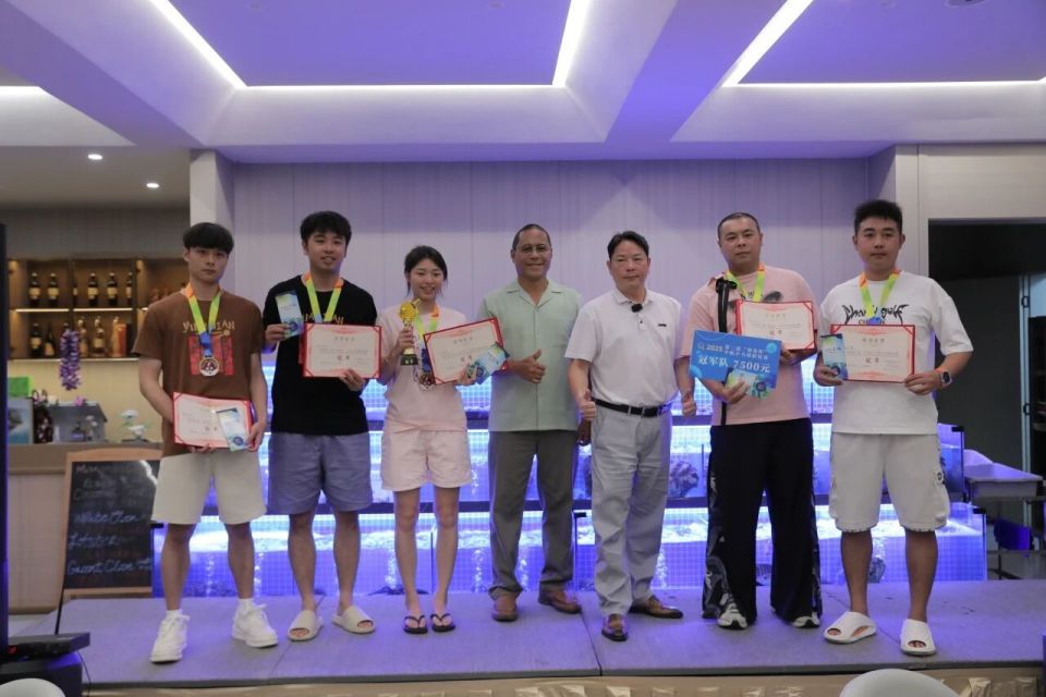 但他们对乒, com